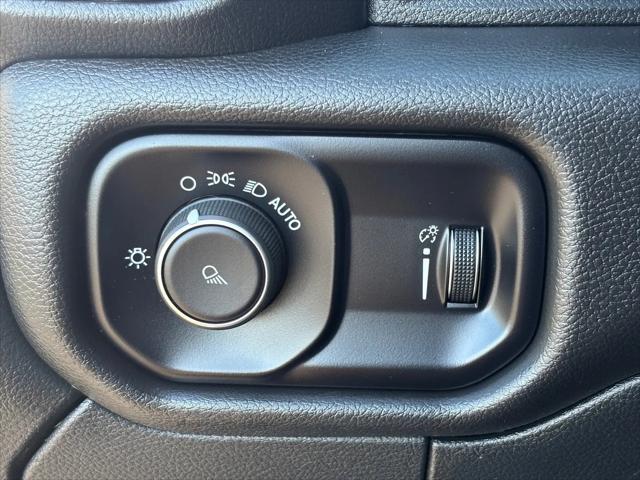 2022 Ram 2500 Big Horn Mega Cab 4x4 64 Box