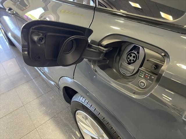 2025 Audi Q6 e-tron Premium Plus