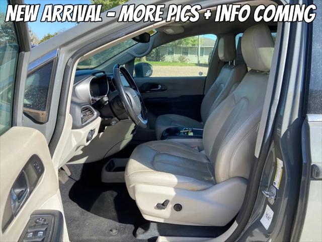 2021 Chrysler Pacifica Touring L