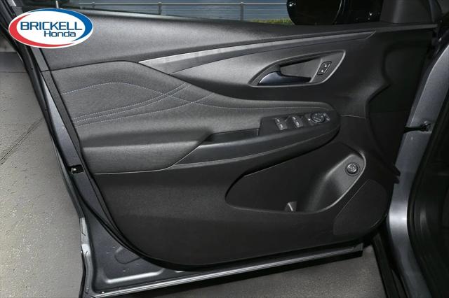 2025 Buick NV Sport Touring FWD