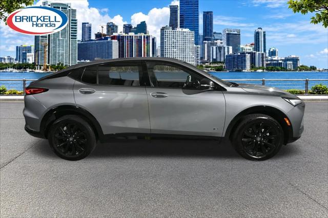 2025 Buick NV Sport Touring FWD