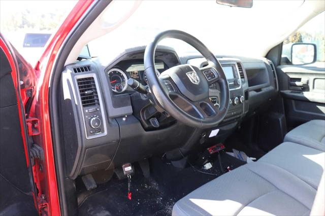 2017 Ram 1500 Express Quad Cab 4x4 64 Box