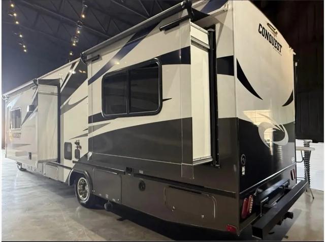 2019 Ford E-450 Cutaway E-450