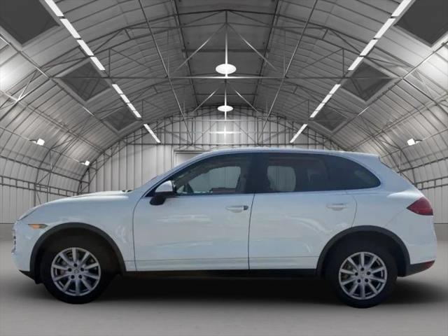 2011 Porsche Cayenne Base