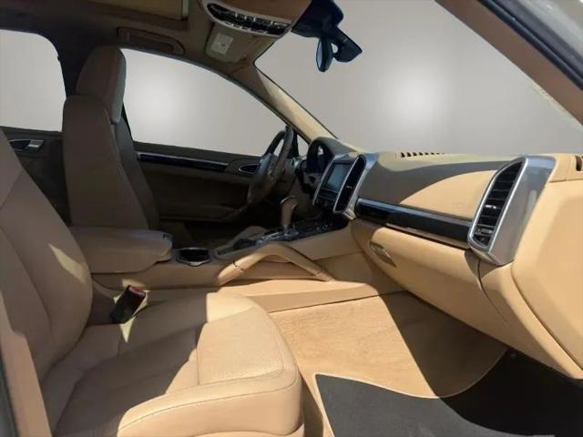 2011 Porsche Cayenne Base