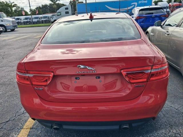 2019 Jaguar XE 25t Premium