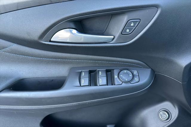 2026 Buick NV Sport Touring FWD