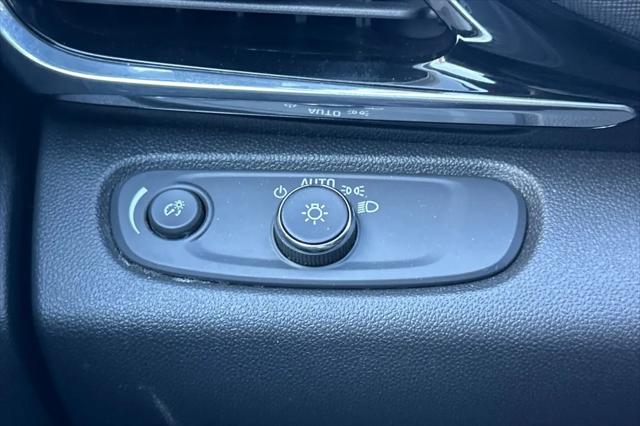 2026 Buick NV Sport Touring FWD