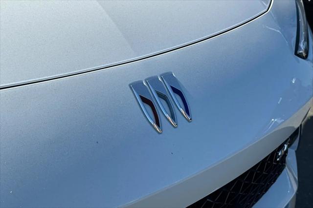 2026 Buick NV Sport Touring FWD