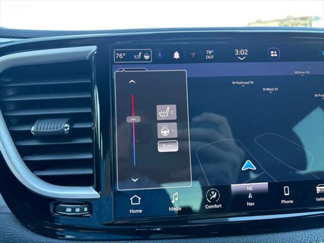 2023 Chrysler Pacifica Hybrid Touring L