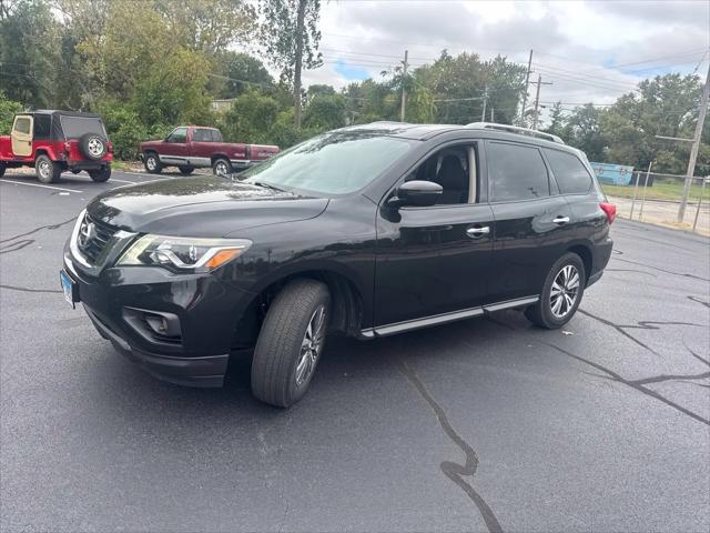 2017 Nissan Pathfinder SV for sale in Belleville, IL