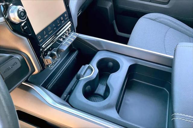2022 Ram 3500 Big Horn Crew Cab 4x4 8 Box