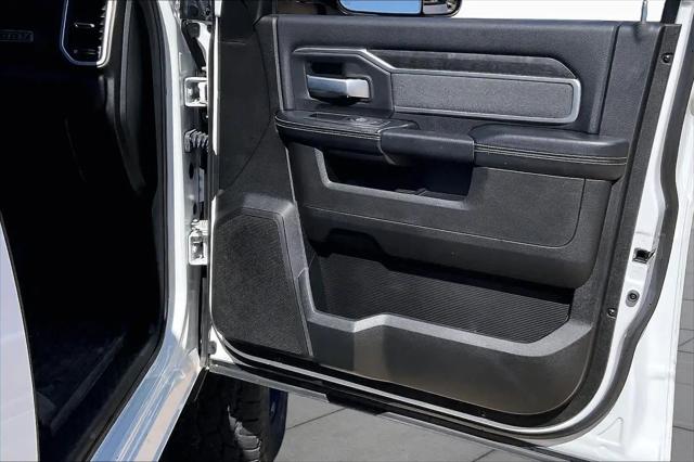 2022 Ram 3500 Big Horn Crew Cab 4x4 8 Box