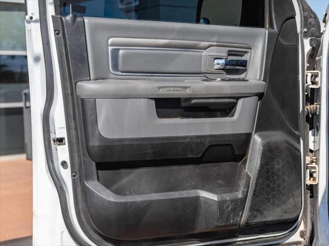 2019 Ram 1500 Classic Big Horn Crew Cab 4x4 57 Box