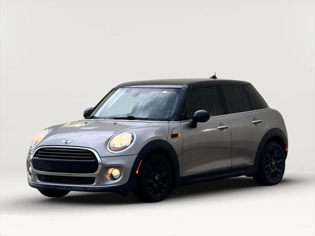 2017 MINI Hardtop Cooper