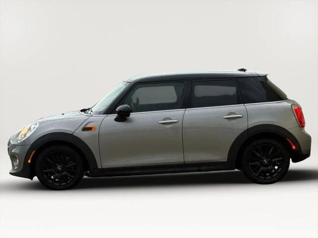 2017 MINI Hardtop Cooper