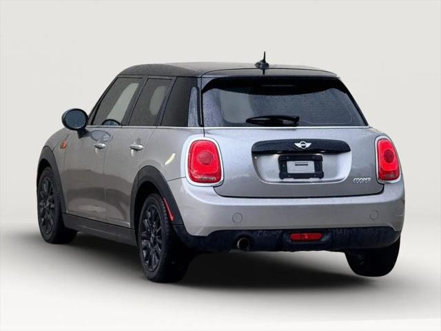 2017 MINI Hardtop Cooper