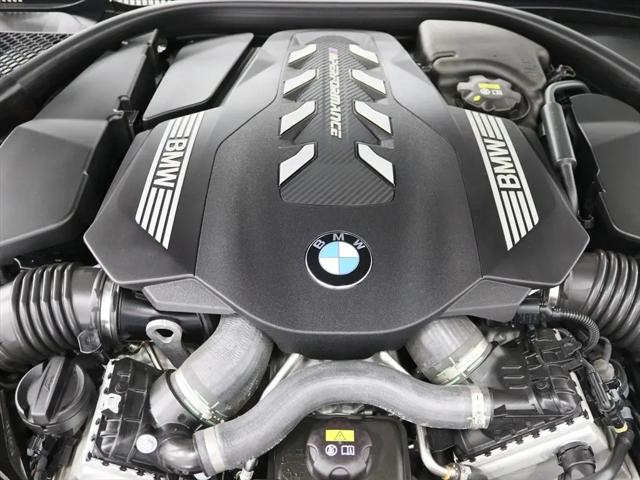 2021 BMW M8 xDrive