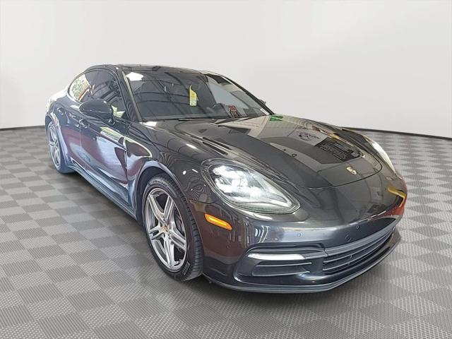 2017 Porsche Panamera 4
