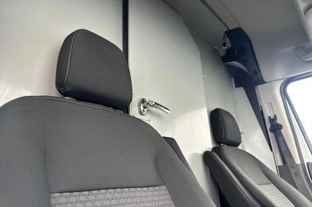 2020 Ford Transit Cargo Van Medium Roof w/LWB