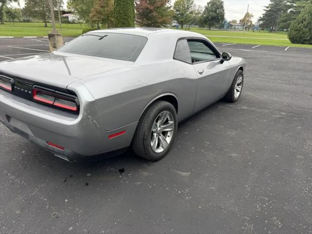 2017 Dodge Challenger SXT