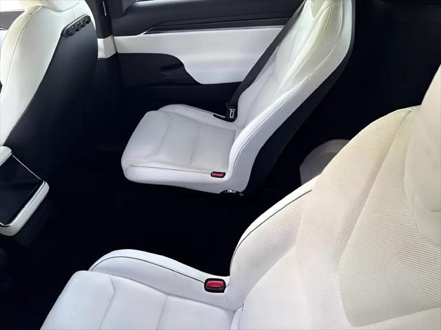 2022 Tesla Model X Plaid Tri Motor All-Wheel Drive