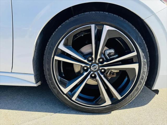 2021 Nissan Sentra SR Xtronic CVT