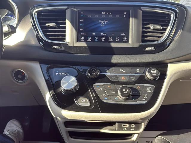 2020 Chrysler Pacifica Touring L