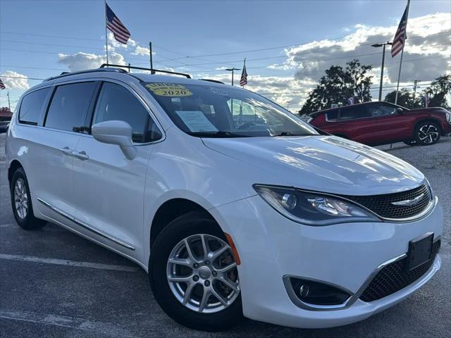 2020 Chrysler Pacifica Touring L