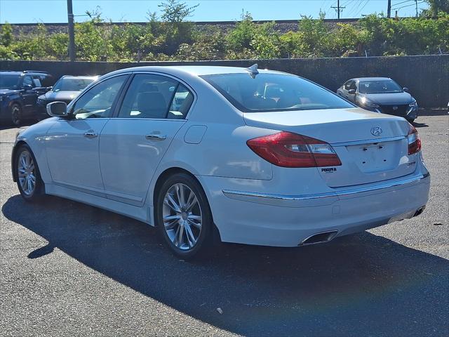 2012 Hyundai Genesis 3.8