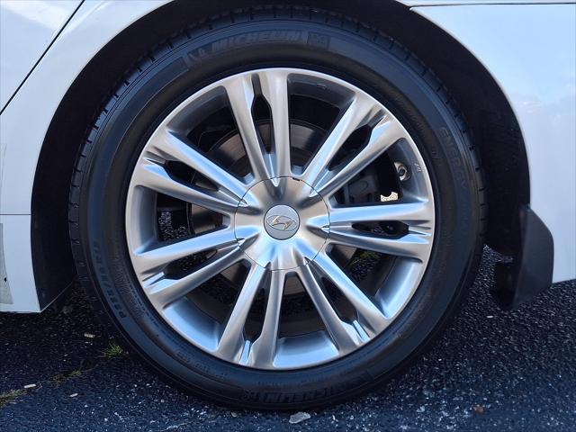 2012 Hyundai Genesis 3.8