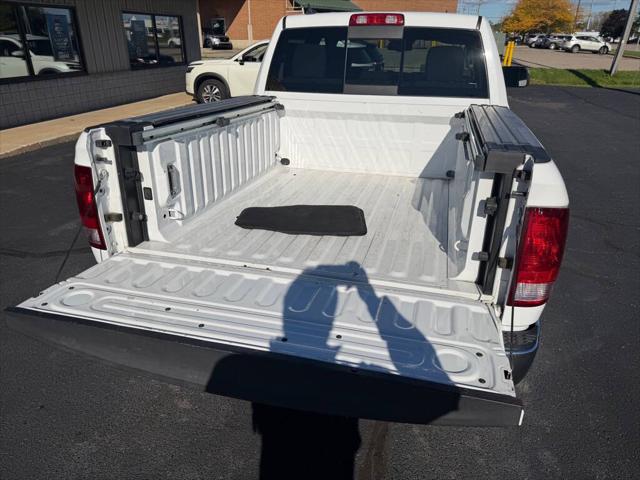 2018 Ram 1500 Big Horn Crew Cab 4x4 57 Box