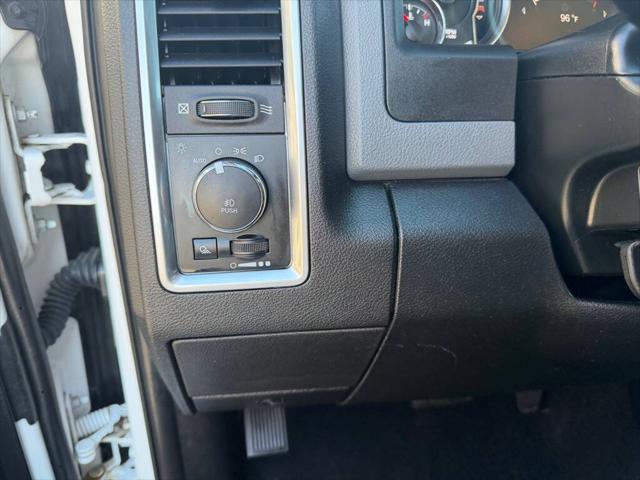 2018 Ram 1500 Big Horn Crew Cab 4x4 57 Box