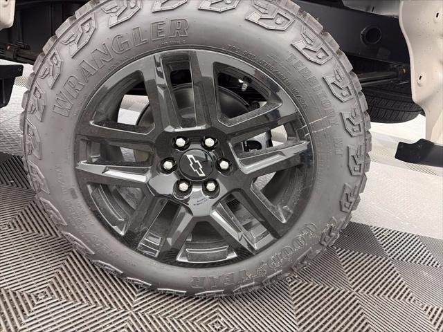 New 2026 Chevrolet Silverado 1500 4WD Crew Cab Short Bed Custom Trail Boss For Sale in Cortland, NY