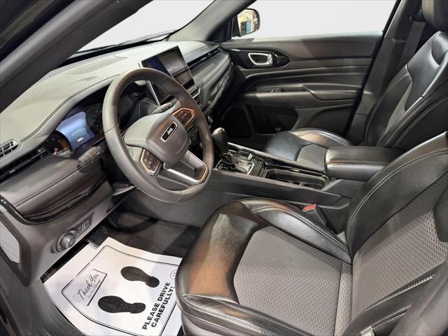 2023 Jeep Compass Altitude 4x4 2023 Jeep Compass Altitude 4x4
