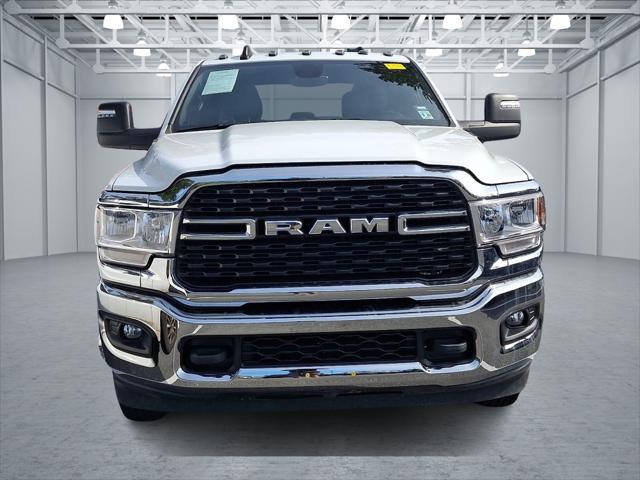 2024 RAM 3500 Big Horn Crew Cab 4x4 8 Box 2024 RAM 3500 Big Horn Crew Cab 4x4 8 Box