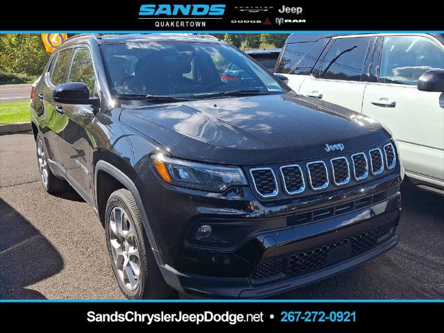 2024 Jeep Compass Latitude Lux FWD