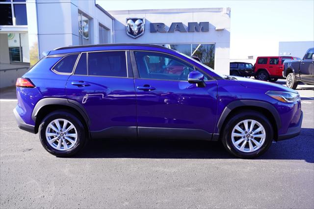 2022 Toyota Corolla Cross LE 2022 Toyota Corolla Cross LE