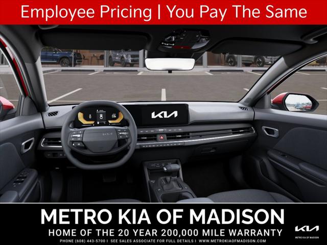 2026 Kia K4 LXS
