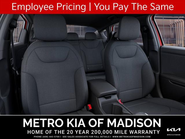 2026 Kia K4 LXS