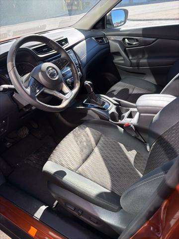 2018 Nissan Rogue SV for sale in Groveport, OH
