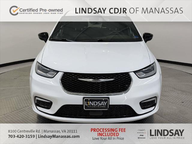 2025 Chrysler Pacifica Select