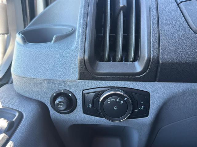 2017 Ford Transit XLT