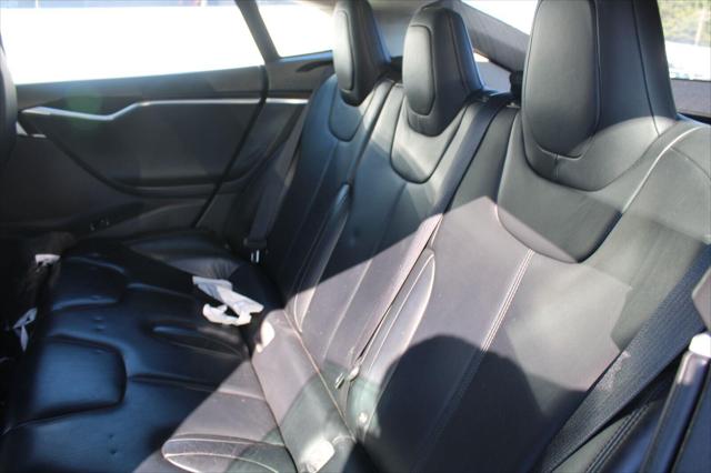 2015 Tesla Model S 70D