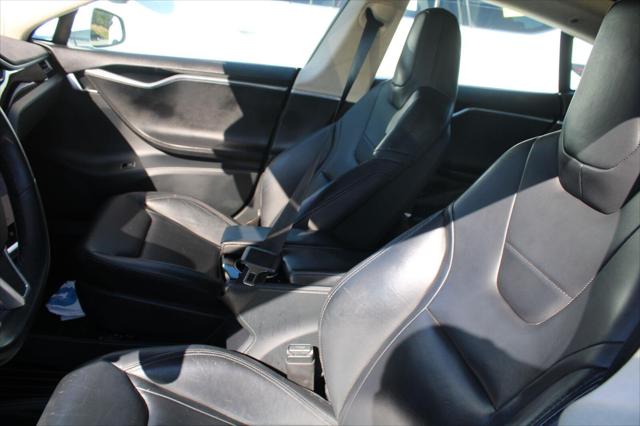 2015 Tesla Model S 70D