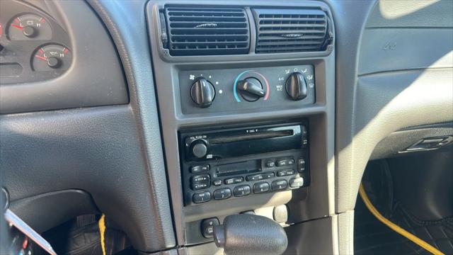2001 Ford Mustang Premium Convertible 2D