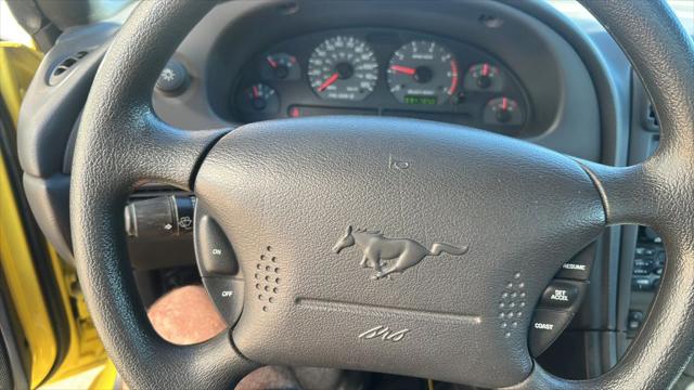 2001 Ford Mustang Premium Convertible 2D
