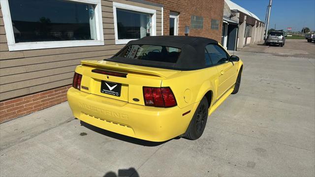 2001 Ford Mustang Premium Convertible 2D