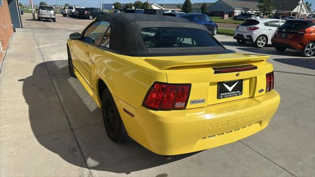 2001 Ford Mustang Premium Convertible 2D