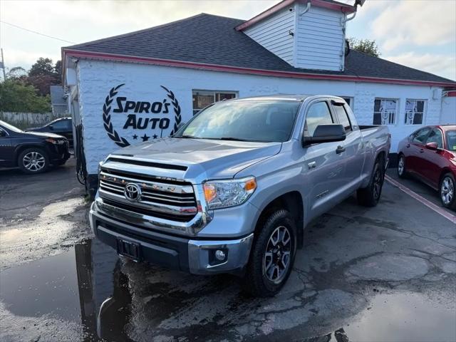 2017 Toyota Tundra SR5 5.7L V8 for sale in Peabody, MA